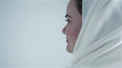  تفسير حلم الحجاب الأبيض في المنام وعلاقته بالرزق والمال