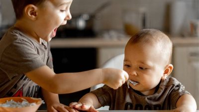 التقمص الوالدي.. ما هي أنواعه وآثاره النفسية؟ 