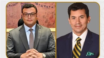 وزير الإسكان يهنئ وزير الرياضة لاختياره رئيسًا للجنة الحكومية للتربية البدنية بمنظمة اليونسكو