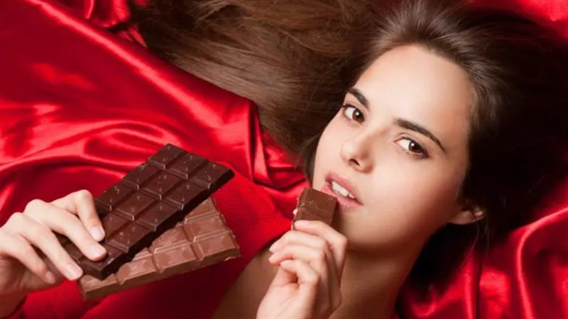  تفسير حلم أكل الشوكولاتة