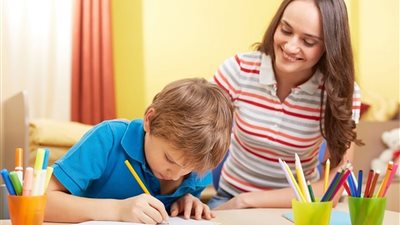 5 سلوكيات تجنببها خلال فترة امتحانات أطفالك