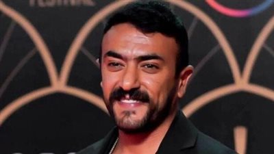 أحمد العوضي يوزّع 300 ألف جنيه على جمهوره بعد تصريحات 