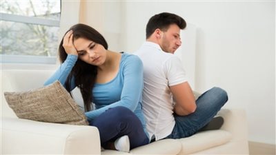 سيدة تسأل: لماذا يخرج البراز أثناء العلاقة الزوجية؟