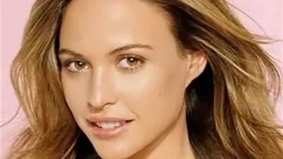 عينيك تحددان لون شعرك.. اكتشفي الصبغة المثالية التي تُبرز جمالها