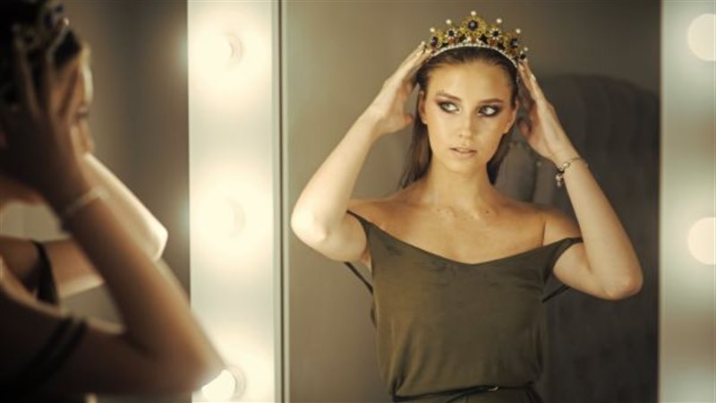   تفسير رؤية التاج في المنام