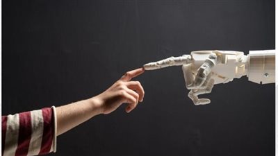 ثورة تقنية صينية تمنح الروبوتات حاسة الألم عبر جلد إلكتروني يحاكي الجهاز العصبي البشري