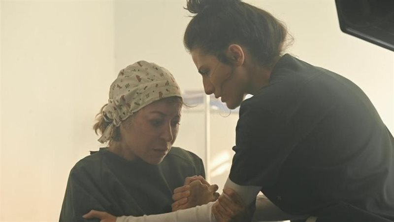 منة شلبي في مسلسل تحت الحصار 