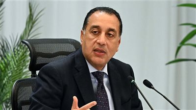 رئيس الوزراء يبدأ جولة ميدانية بعدد من المشروعات التنموية والخدمية بمحافظة الأقصر