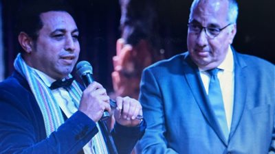 الوفد المصري يشكر الأمين العام لولاية الوادي على حفاوته وتكريمه لصناع مسرحية الست