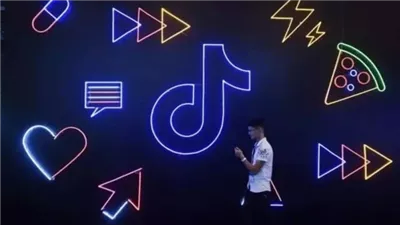 تحرش بلا كلمات.. الغموض اللفظي في البثوث المباشرة