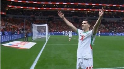 المنتخب المغربي يتألق ويتجاوز الكاميرون بنتيجة 2-0 و احتفالات بكل المغرب
