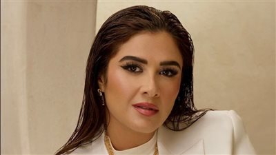 احتفال خاص بعيد ميلاد ياسمين عبد العزيز داخل لوكيشن «وننسى اللي كان»