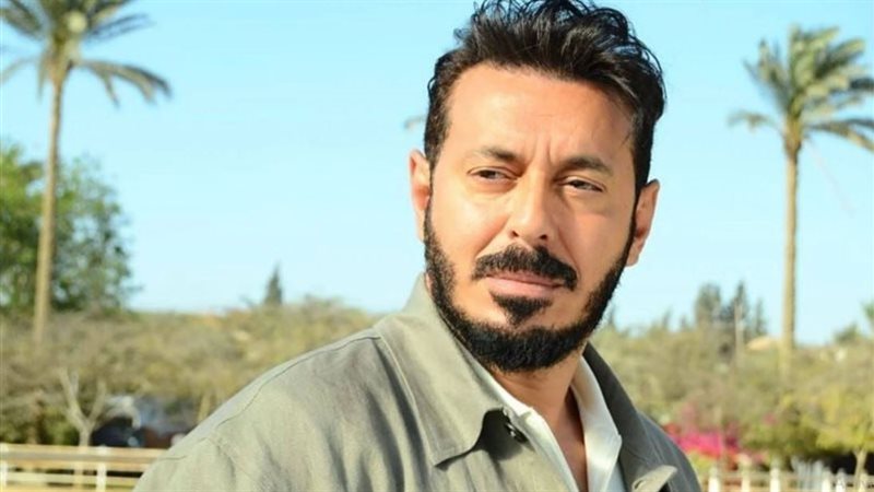 مصطفى شعبان 