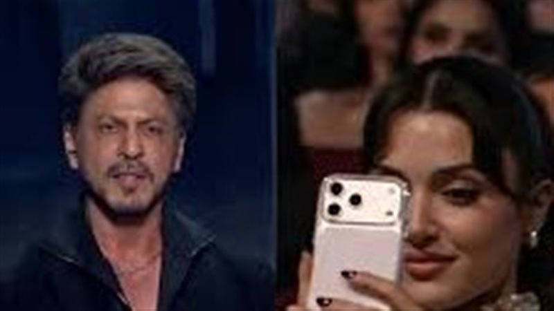 هاندا ارتشيل مع شاروخان 