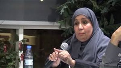 نورة الفايز |  أول امرأة تشغل منصب نائبة وزير في تاريخ السعودية