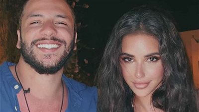 نقل المخرج محمد السباعي إلى المستشفى… وآية سماحة تطمئن الجمهور