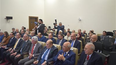 المغربي والسلاب نيابة عن العشري.. غرفة القاهرة تُشارك في اجتماع وزير التموين 