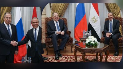 السفير الروسي بالقاهرة يهنئ وزير الخارجية المصري بمناسبة عيد ميلاده الستين