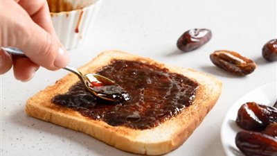 طريقة عمل مربى البلح بخطوات سهلة في المنزل مثل الجاهزة