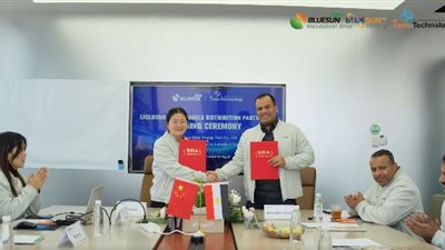 شركة تايم تكنولوجي توقع عقد شراكة مع blue sun solar الصينية لتوزيع ألواح للطاقة الشمسية