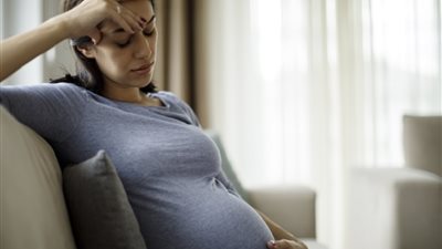 دراسة: اكتئاب الأمهات يهدد الأطفال بمخاطر التوحد