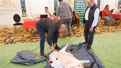 وزير العمل يتابع اختبارات 2800 جزار مرشح لموسم الحج 2026