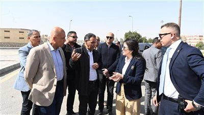 وزيرة الإسكان تتفقد مشروع المحطة الوسيطة للمخلفات بالمنطقة الصناعية الأولى بمدينة العبور