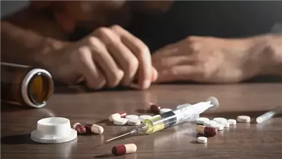 وزير الصحة يصدر قرارًا عاجلًا لمواجهة ظاهرة تعاطي المواد المخدرة