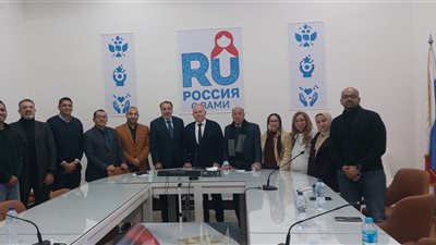 وفد الخريجين يشارك في إحياء ذكرى حصار لينينجراد بـالبيت الروسي بالقاهرة