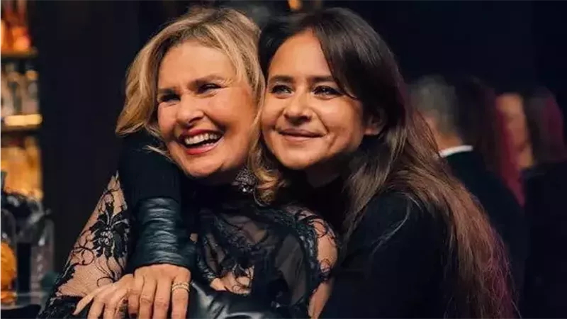 يسرا مع نيللي كريم 