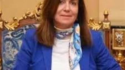 نازنين وسو | شغلت 4 مناصب وزارية في حكومة كردستان العراق