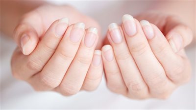 نصائح بسيطة وفعّالة للحفاظ على صحة أظافرك خلال شهر رمضان