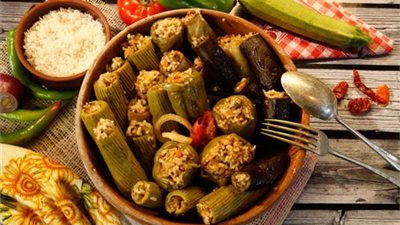 طريقة عمل محشي الباذنجان اللذيذ بخطوات بسيطة على سفرة رمضان 