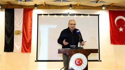 مائدة رمضانية تجمع المصريين في سفارة تركيا بالقاهرة