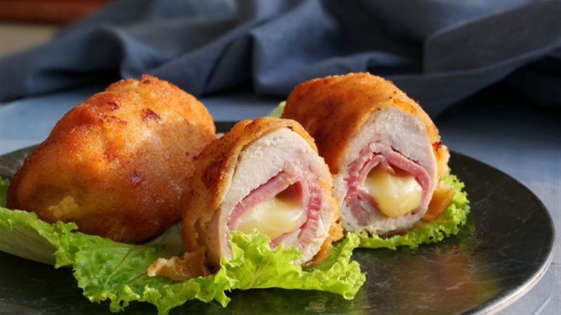 طريقة عمل دجاج كوردن بلو