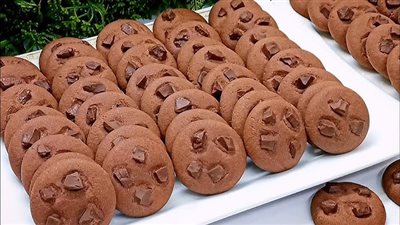 طريقة عمل كوكيز الشوكولاتة اللذيذ بخطوات بسيطة في المنزل 