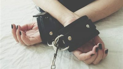 زوجي عنيف في العلاقة.. كيف أتعامل معه