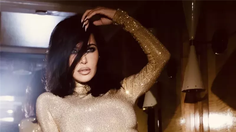 كيم كارداشيان 