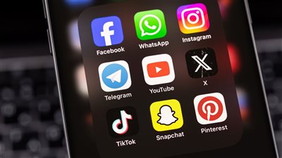 قيود في إندونيسيا على وسائل التواصل الاجتماعي لمن هم دون 16 عامًا