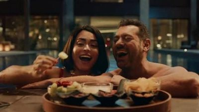 الجمهور يفتح النار على السلم والتعبان 2.. ومشاهد خادشة للحياء بطلتها أسماء جلال 