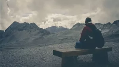 الوحدة الخفية تهدد القلب رغم كثرة العلاقات