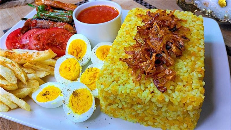 طريقة عمل الكشري بالعدس الأصفر