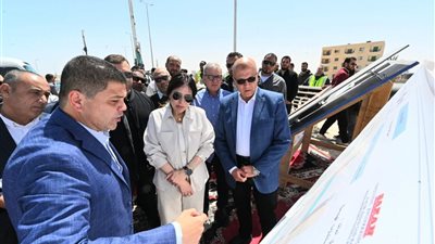وزيرة الإسكان تتفقد مشروعات مارينا 8 و