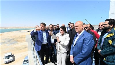 وزيرة الإسكان تتفقد مشروعات البحيرات الجنوبية 