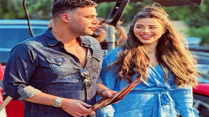 محمد إمام مع يارا السكري 