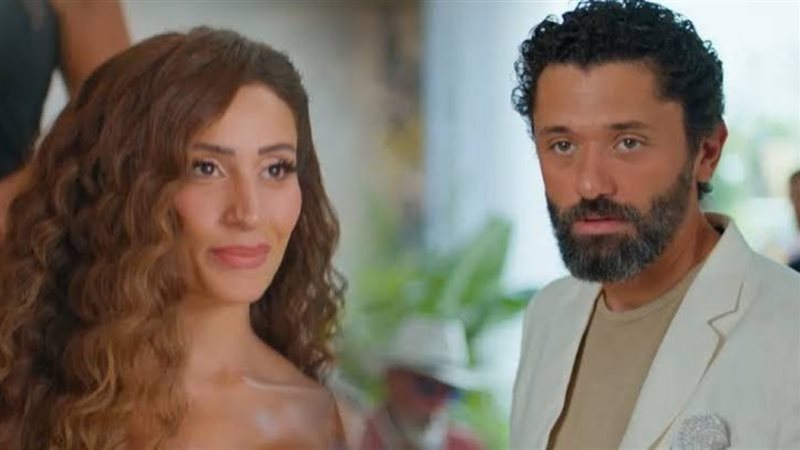 دينا الشربيني مع كريم محمود عبد العزيز 