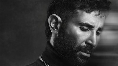 “الألبوم الحزين” لـ أحمد سعد يحقق نجاحًا واسعًا ويتصدر تريند يوتيوب خلال 24 ساعة