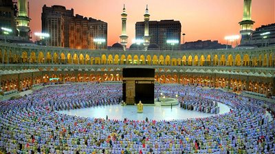 دار الأوبرا المصرية تحتضن معرض “أطياف الحرمين” للمصورة السعودية سوزان إسكندر