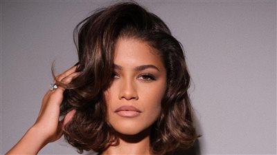  أبرز صيحات تسريحات الشعر حسب شكل وجهكِ في ربيع وصيف 2026