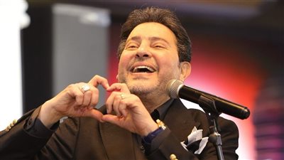 تطورات الحالة الصحية للفنان هاني شاكر.. ومدير أعماله يكشف مفاجأة 